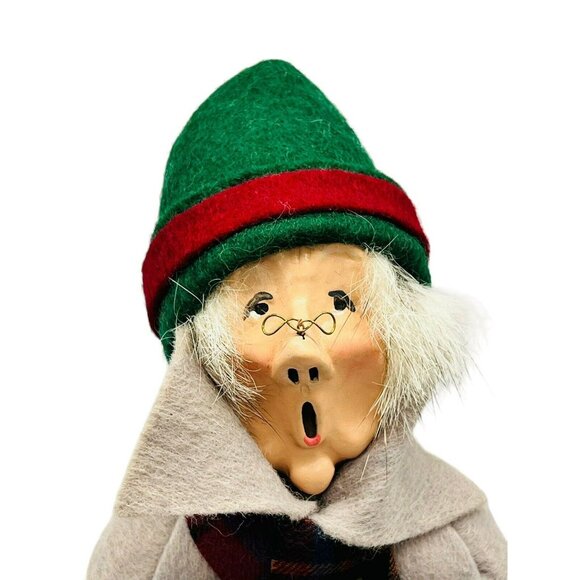 Byers Choice Victorian Man Caroler Sheet Music Tan Coat 1985 13 inch Bumpy Base - Picture 2 of 9